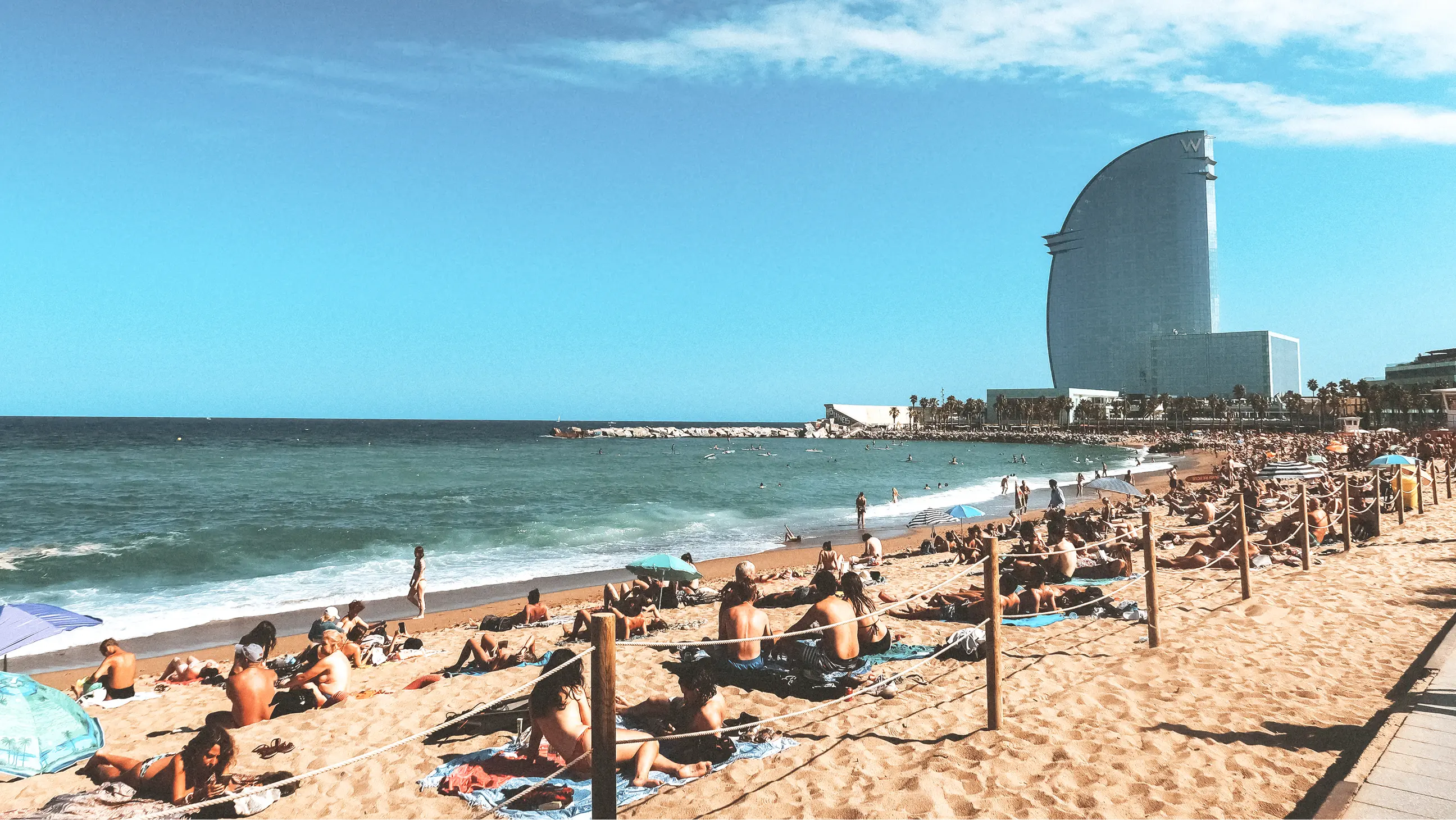 Sant Sebastià Beach (Platja de Sant Sebastià)
